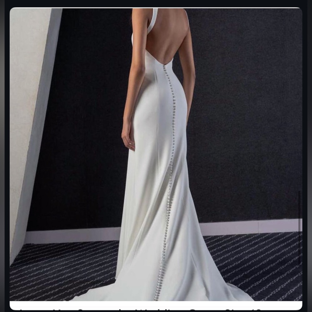 Jenny Yoo Ivory Samantha gown with Button-Detail Train